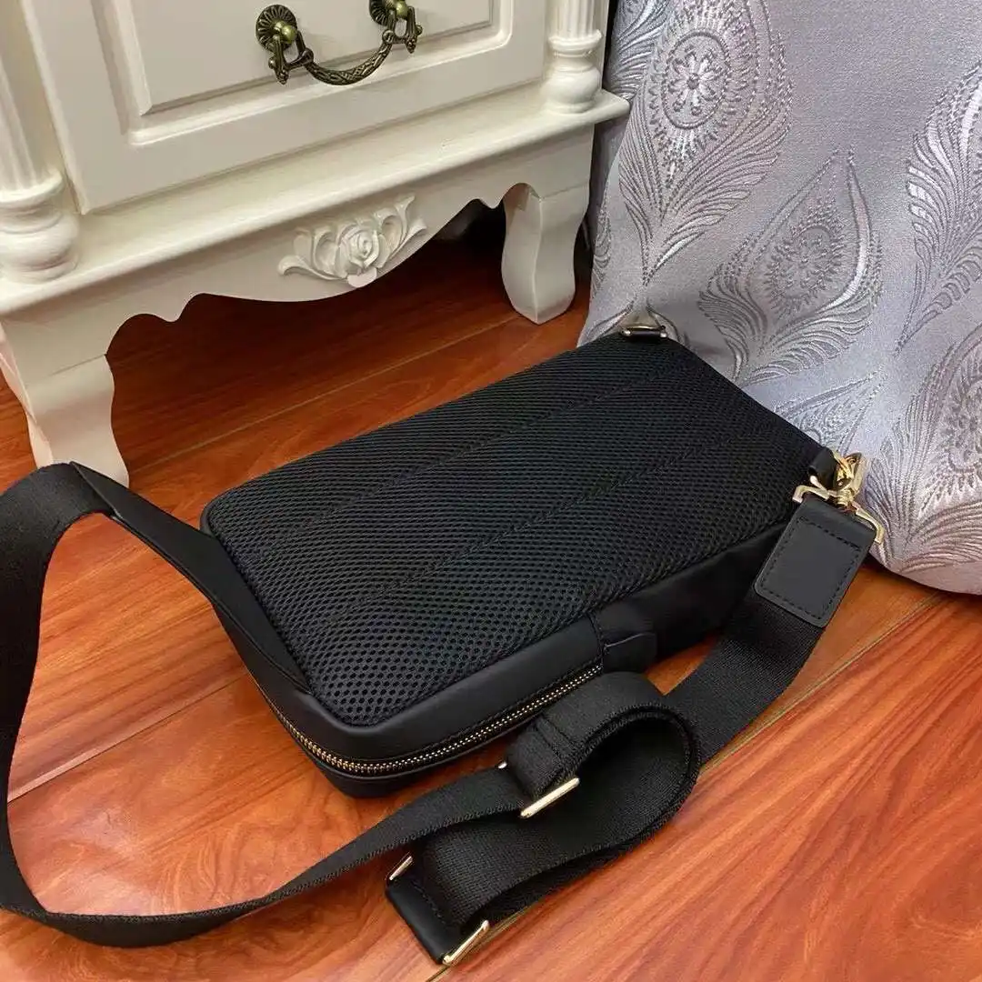 KK01850 (4).webp