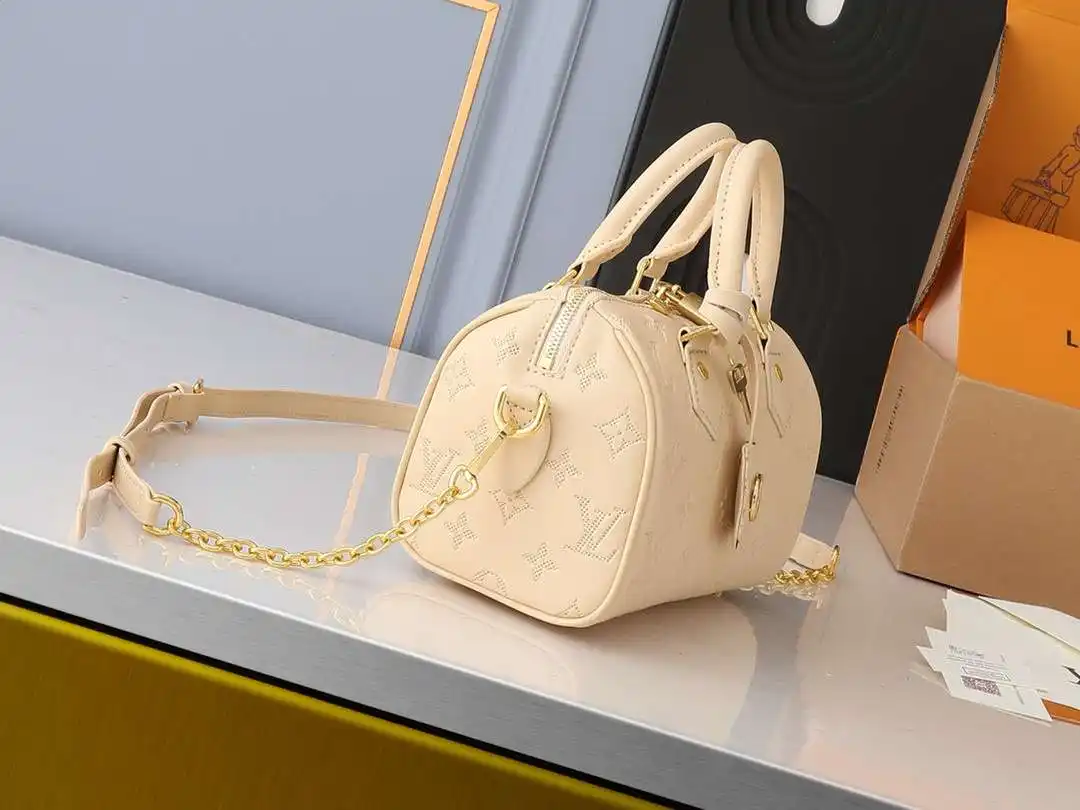 KK01550 (9).webp