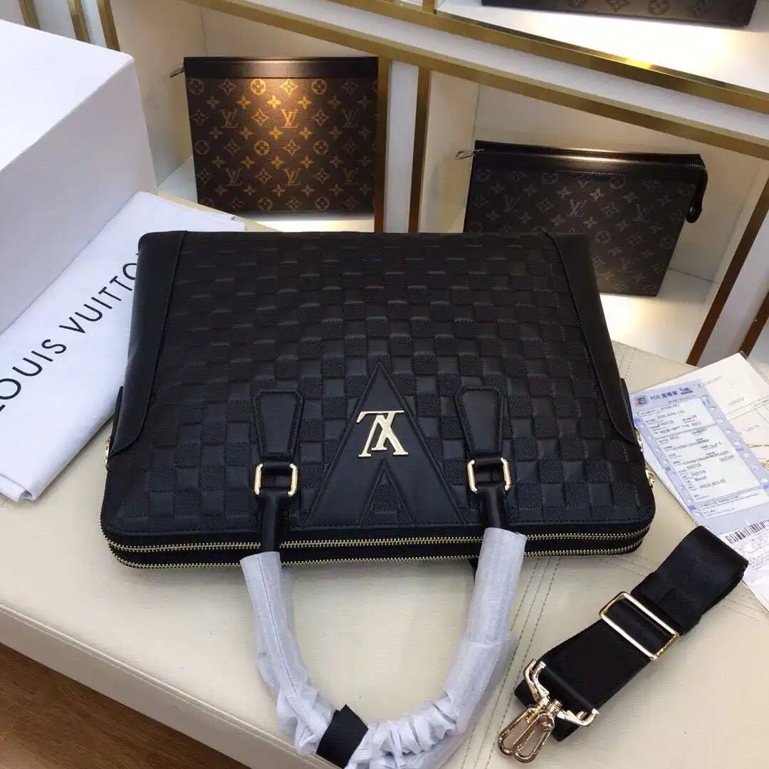 KK03050 (4).webp