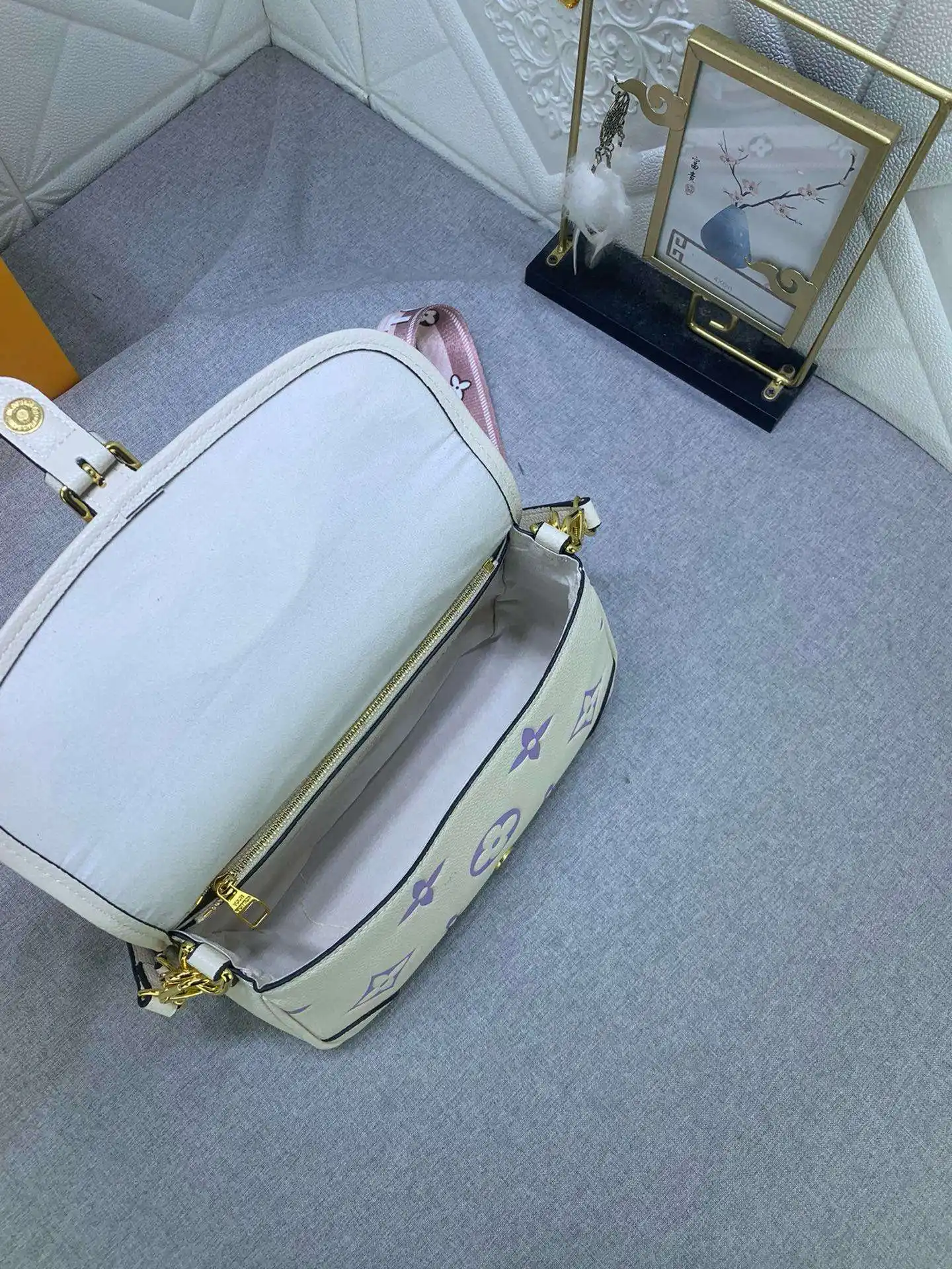 KK01750 (15).webp