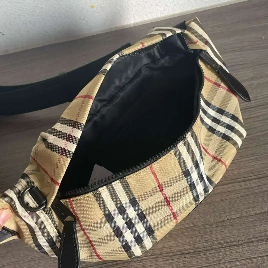 KK03550 (5).webp