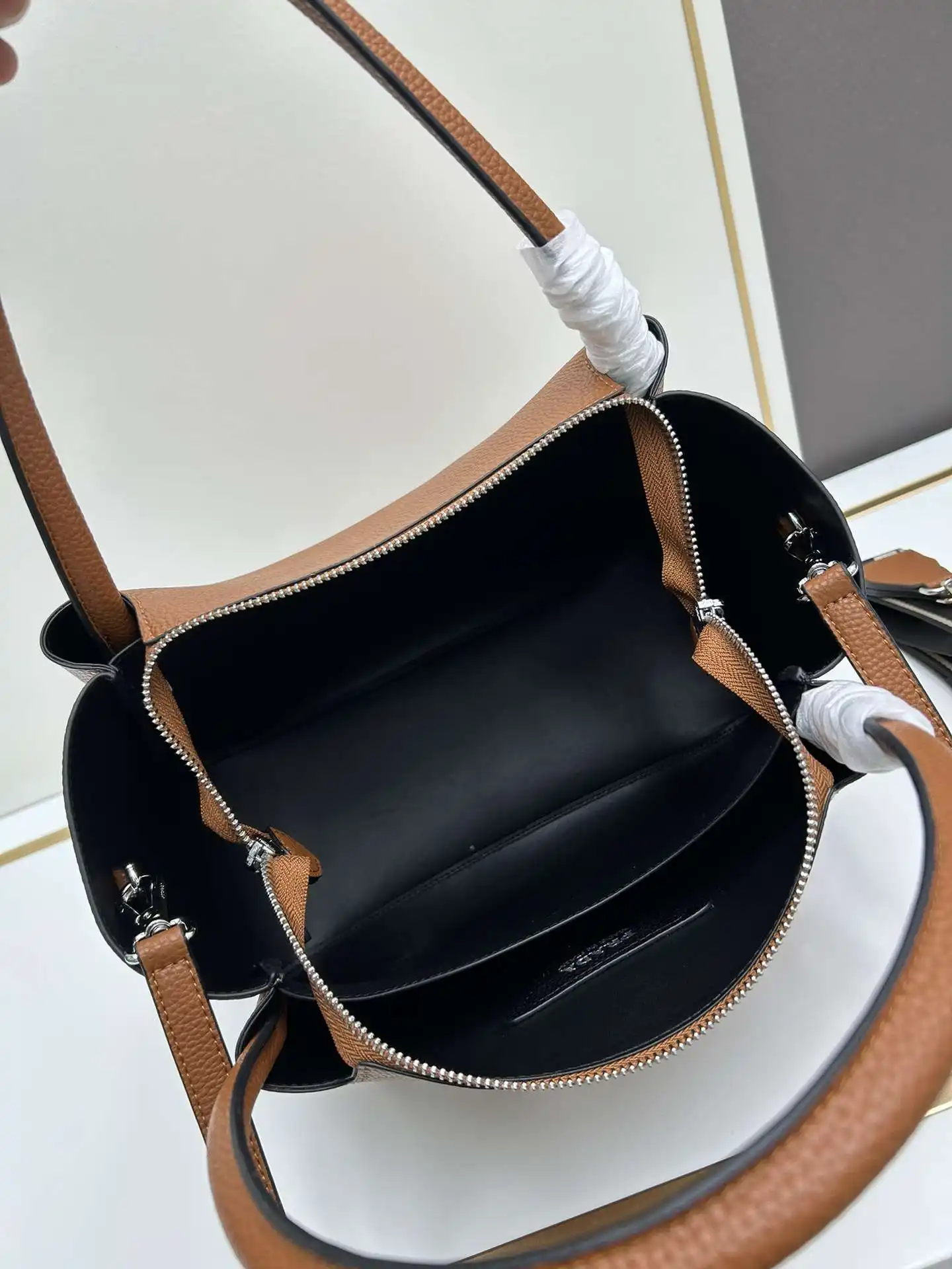 HW003050 (21).webp