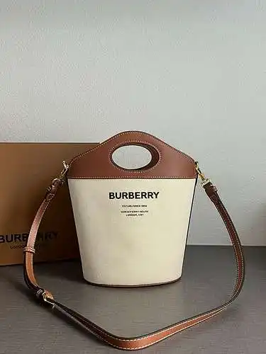 Bolsa de cubo Burberry bolsa de mujer Burberry bolsa de regalo de entrega copiada de alta gama de cu