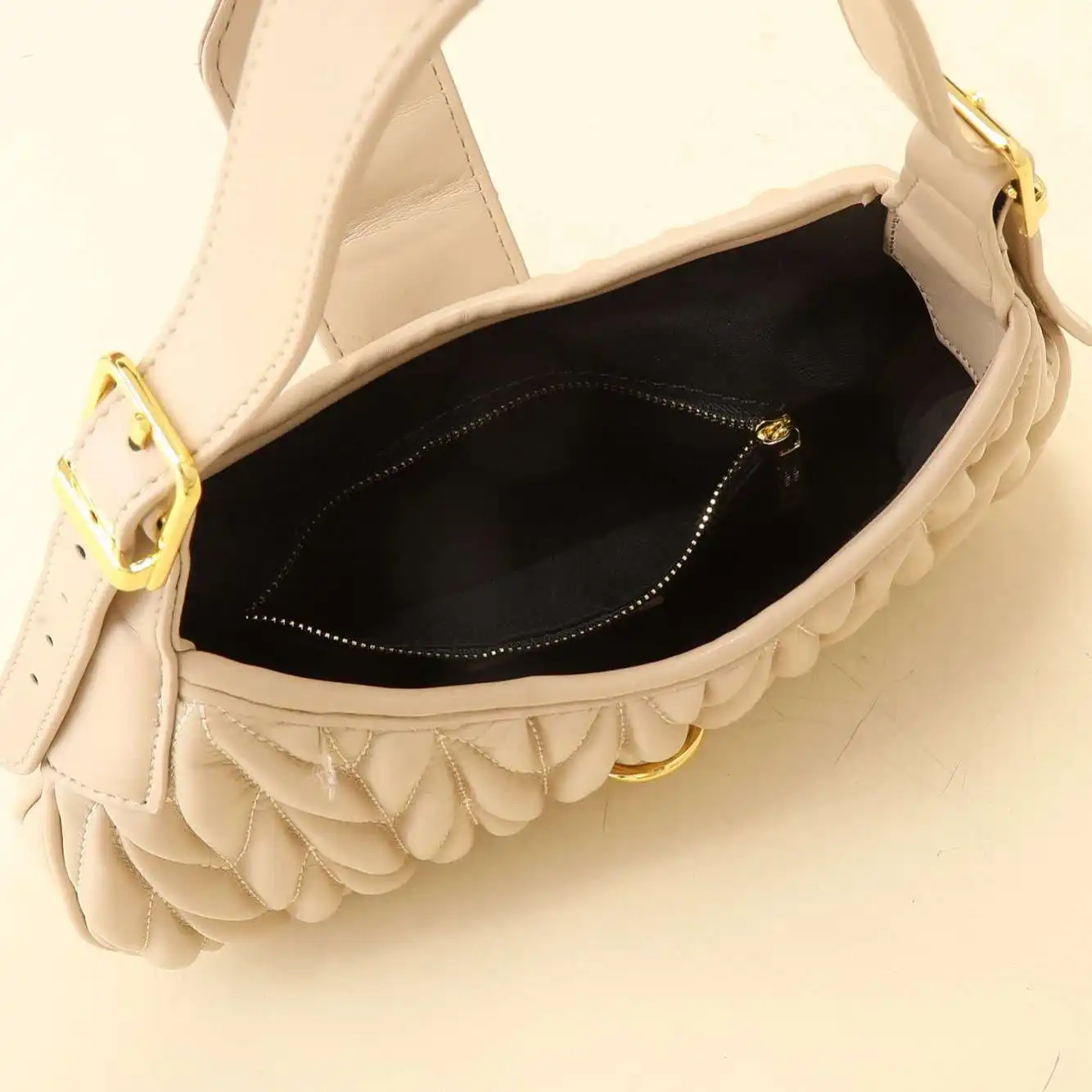 KK02250 (15).webp