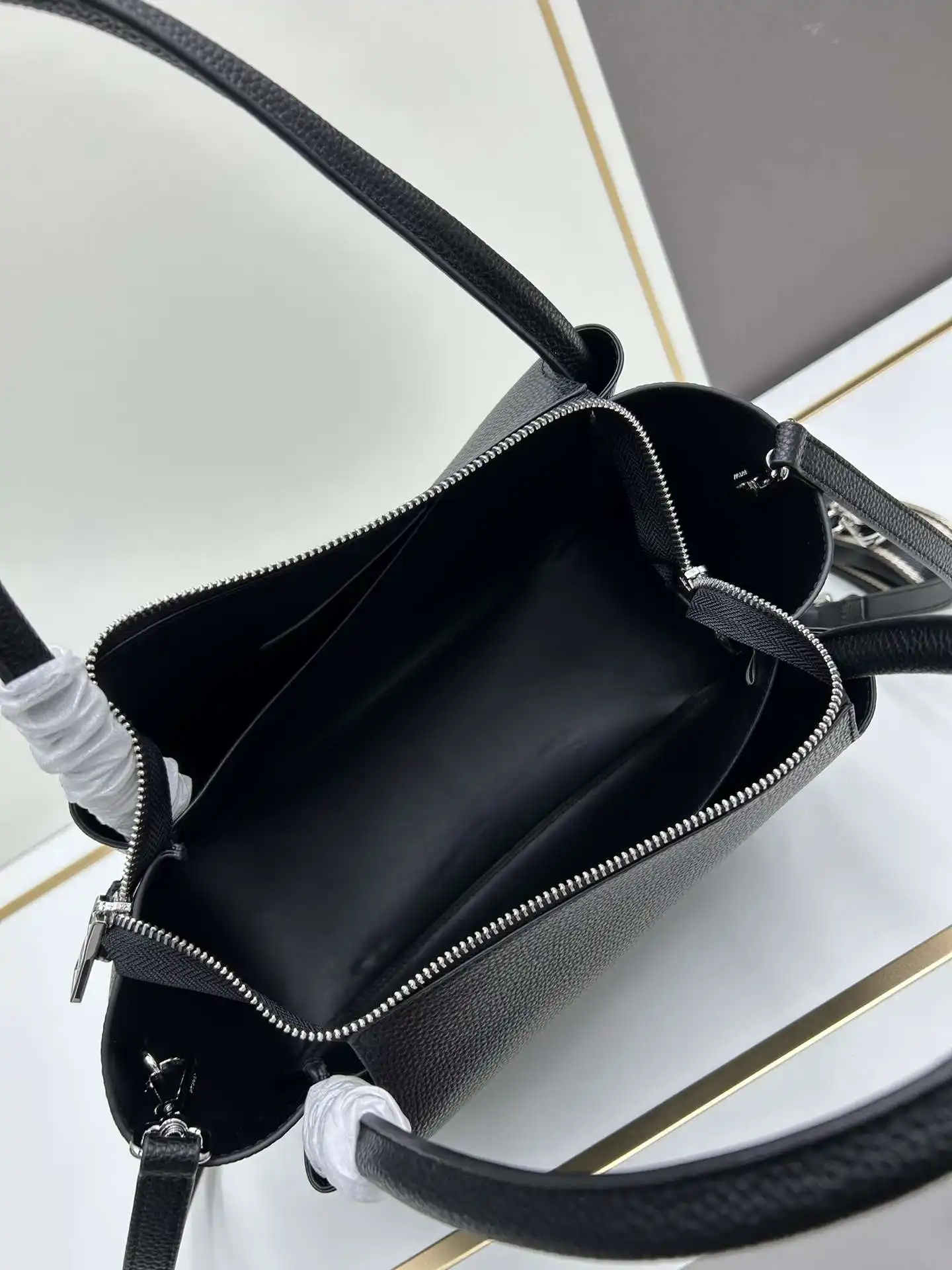 HW003050 (5).webp