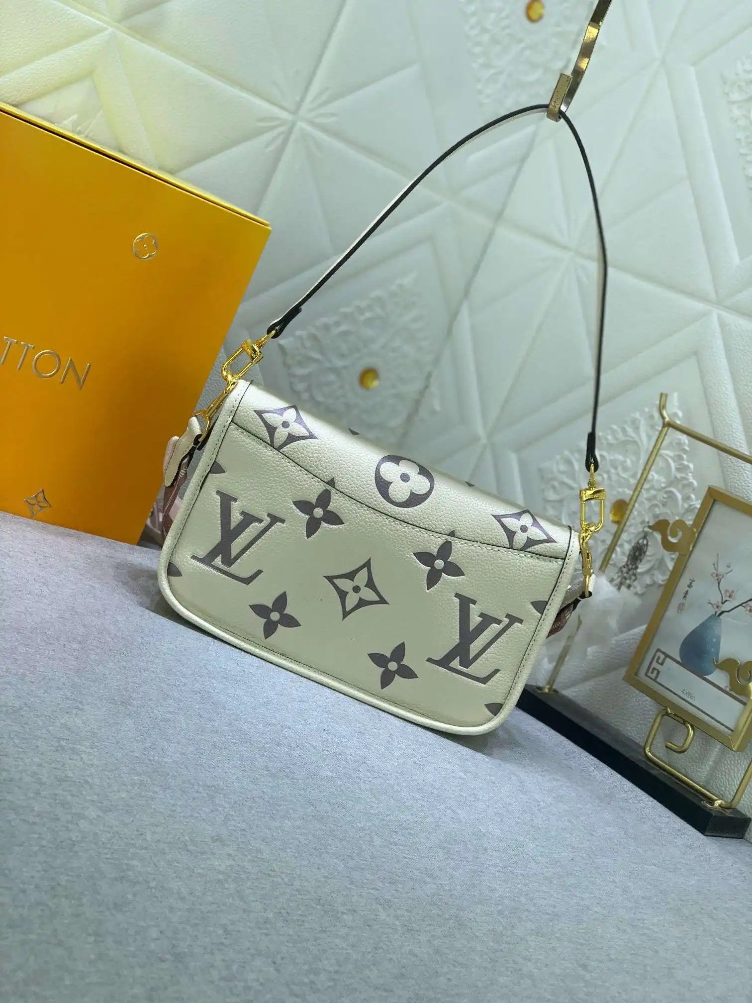 KK01750 (3).webp