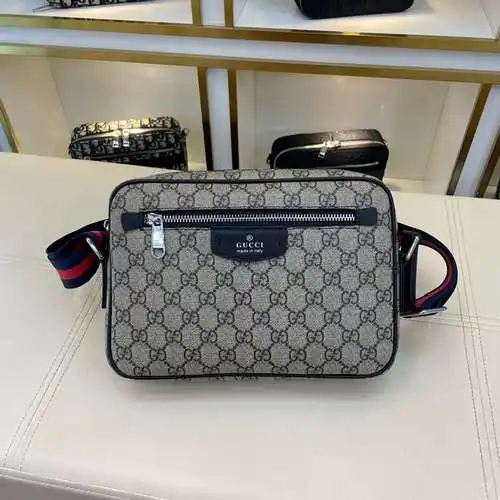 Paquete de Cámara gucci, paquete masculino gucci, bolso de hombro Gucci de cuero de vaca original im