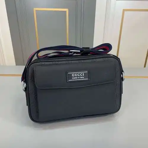 Paquete de Cámara gucci, paquete masculino gucci, bolso de hombro Gucci de cuero de vaca original im