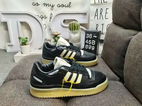 699 dadias Forum 84 zapatillas deportivas de ocio de moda multifuncionales de banda baja. Se basa en