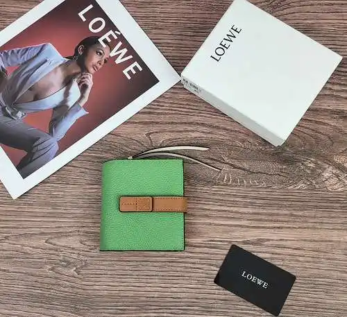 Billetera de clip corto loewe, bolso de la Sra. Luo yiwei, bolso de Luo yiwei, bolsa de regalo de en