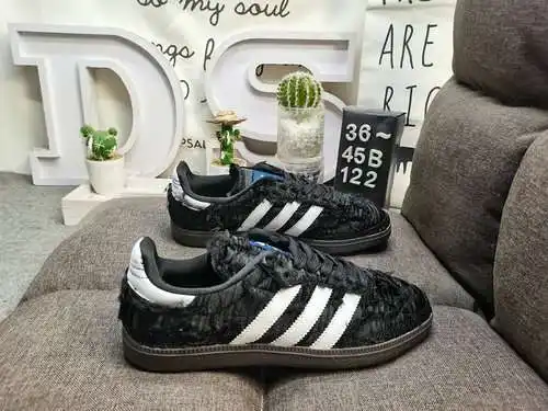 El clásico original Adidas de hace casi 70 años, 122dadias Originals busenitz vulc, está hecho de au