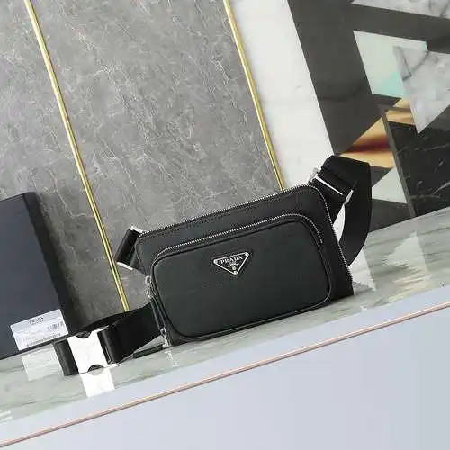 Bolsa de pecho prada, bolsa de hombre prada, bolsa de hombro prada, réplica de alta gama de cuero de
