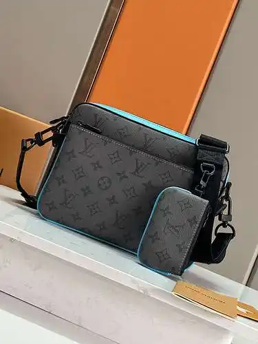 Bolso Louis Vuitton Bolso LV bolso masculino LV Louis Vuitton bolso adopta una réplica importada de 