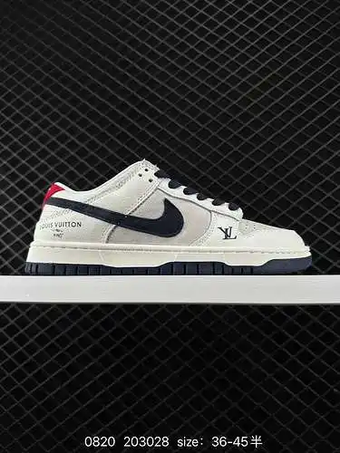 Cuatro pares de zapatillas nike dunk low retro, zapatillas retro, cordones deconstruidos, cordones d