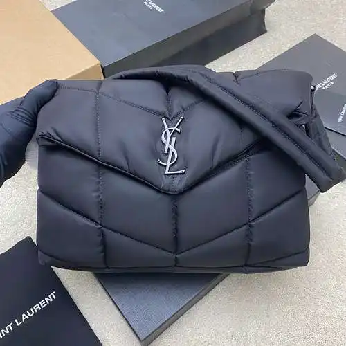 Bolsa en la nube ysl, bolsa de Sra. Saint laurent, bolsa de hombro de Saint laurent, cuero superior 