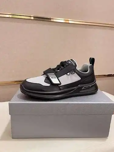 Prada   Men's shoe code: 0824C40 Size: 38-44 (45 custom-made, non refundable)