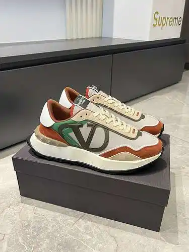 Código de calzado masculino valentino: 0704c30 talla: 38 - 44 (personalizado talla 45)