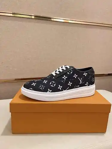 Código de calzado masculino lv: 0824b30 talla: 38 - 44 (45,46 personalizado)