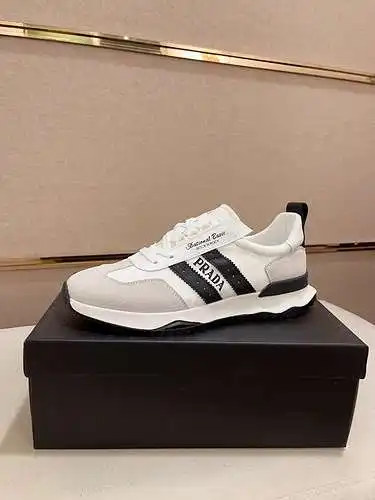 Prada   Men's shoe code: 0824B30 Size: 38-44