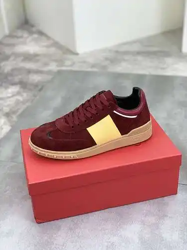 Código de calzado masculino valentino: 0626b60 talla: 38 - 44