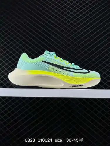 Las zapatillas de correr de placa de carbono de amortiguación de ocio ultraligero 2nk zoom Fly están