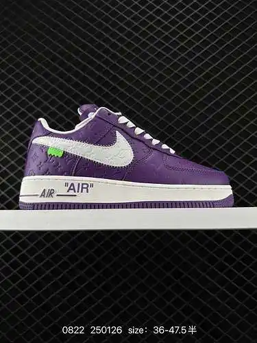 Tres pares de zapatillas deportivas de ocio multifuncionales de gama baja Nike Air Fore '7 Air Force