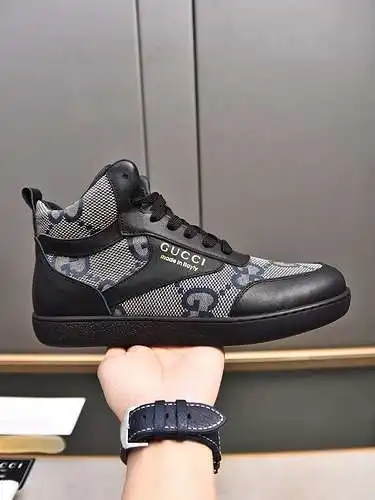 Código de calzado masculino gucci: 0822b50 talla: 38 - 44 (personalizado 45)