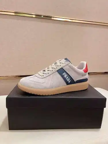 Prada   Men's shoe code: 0824B40 Size: 38-44