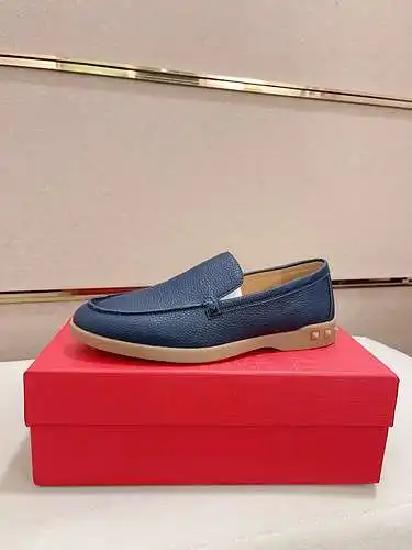 Código de calzado masculino valentino: 0628b50 talla: 38 - 44
