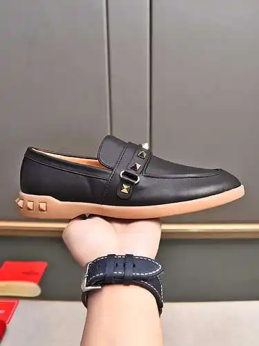 Valentino calzado masculino y femenino código: 0822c10 talla: mujer 35 - 39 (40, personalizado sin r
