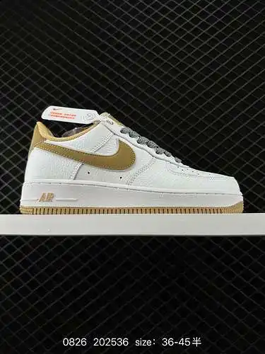 Ocho zapatillas Nike Air Force Low Air Force One de gama baja y deportivas casuales multifuncionales