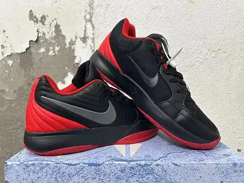 Negro y rojo 40 - 46