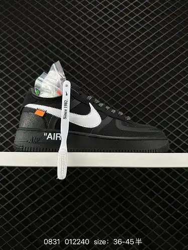 El zapato Air Force one, conjunto de Nike off - White x Nike Air Force ow, continúa el estilo de dis
