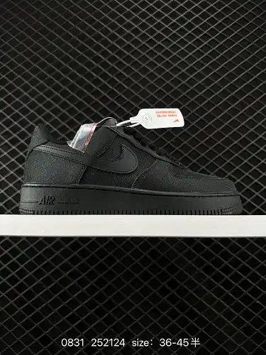 Dos pares de zapatillas deportivas casuales multifuncionales Nike Air Force '7 Air Force One de gama
