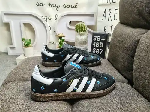 387d Adidas Originals busquenitz vulc Adidas clásico de casi 70 años, confeccionado con auténtico te
