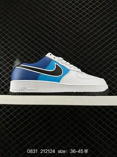 Dos pares de zapatillas deportivas casuales multifuncionales Nike Air Force '7 Air Force One de gama