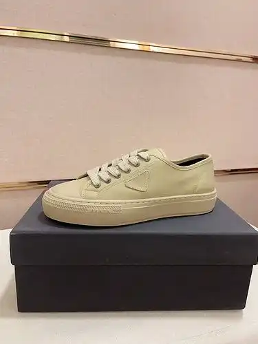 Prada   Men's shoe code: 0903C20 Size: 38-44 (customizable 45)