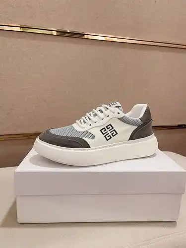 Givenchy Men 's Shoe code: 0729b70 talla: 38 - 44