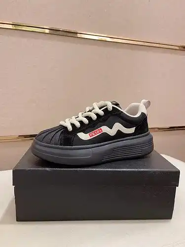 Prada   Men's shoe code: 0903B60 Size: 38-44