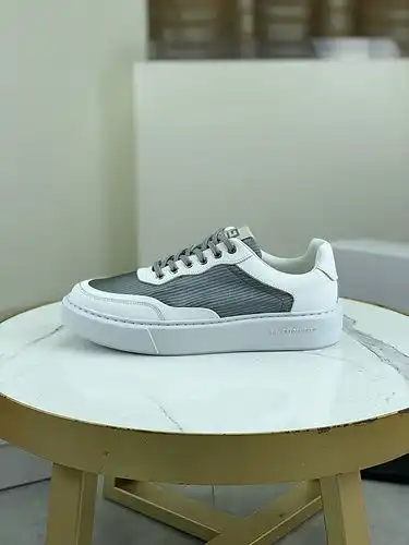 Givenchy Men 's Shoe code: 0817d60 talla: 38 - 44 (talla 45 se puede personalizar)