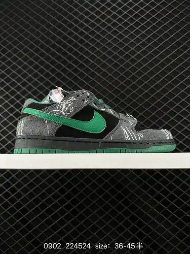 Dos pares de zapatillas Nike SB Dunk Low pro neutras con un diseño retro te permiten dar grandes pas