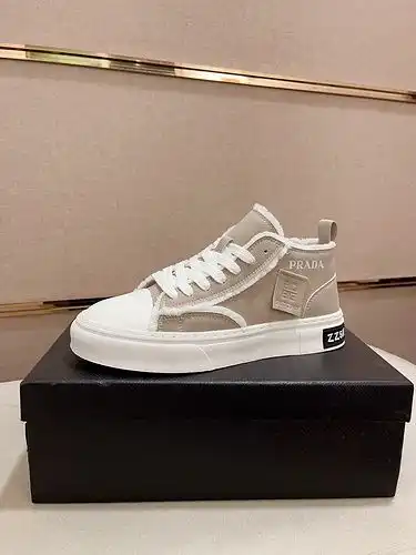 Prada   Men's shoe code: 0903B60 Size: 38-44