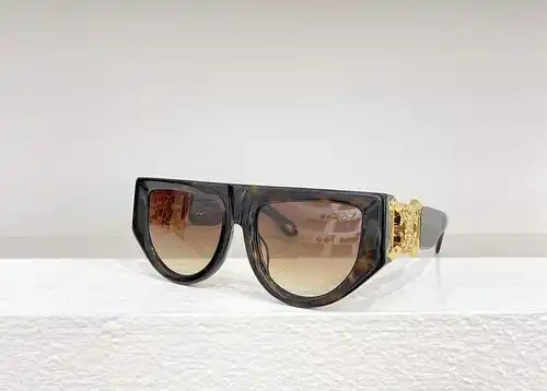 Src063