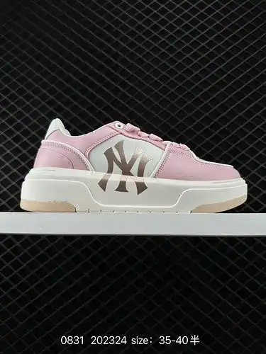 La suela 3asxclb3ncgs, una zapatilla deportiva casual de base alta y gruesa de los yanquis de Nueva 