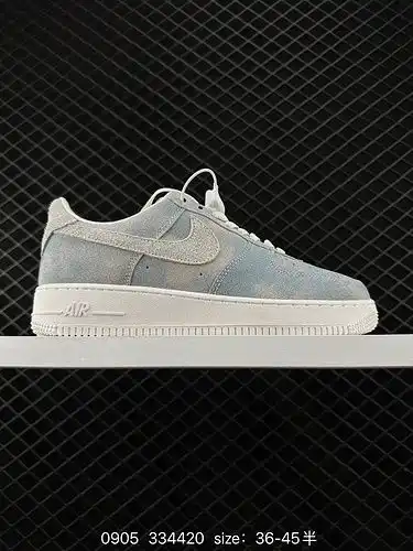 Las zapatillas deportivas casuales multifuncionales Nike Air Force 7 Air Force One de gama baja, con