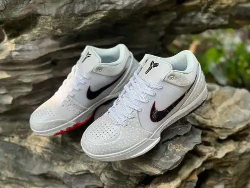 Kobe 4th Generation sua Paris Olympics home color Program
