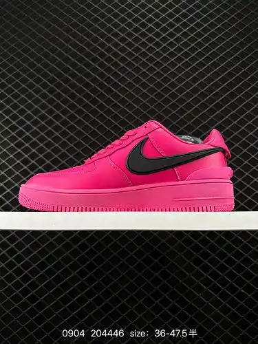 23 la verdadera etiqueta de los zapatos de Nike para hombres y mujeres y la versión de desarrollo de