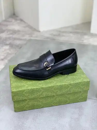 Código de zapatos masculinos Gucci 87b8 talla 3844