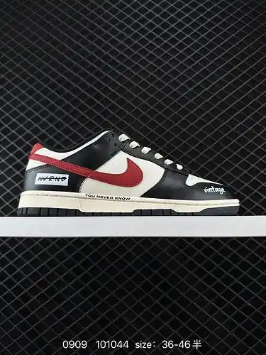 2C2C0G Nike Dunk Low sneakers, retro sports skateboarding shoes, as a classic basketball shoe of the