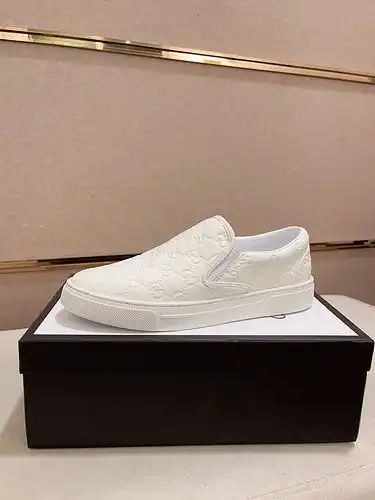 Código de zapatos masculinos Gucci 922b talla 3844